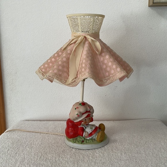 Vintage 1980s Strawberry Shortcake Lamp 16” Tall USED! Read Description! - Picture 8 of 9